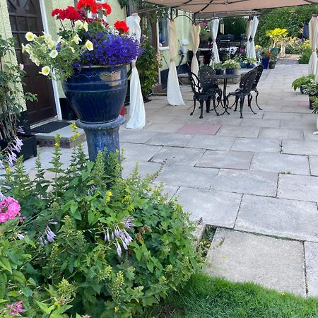 Pear Tree House 2 Bed Apartment Hartford  Eksteriør billede